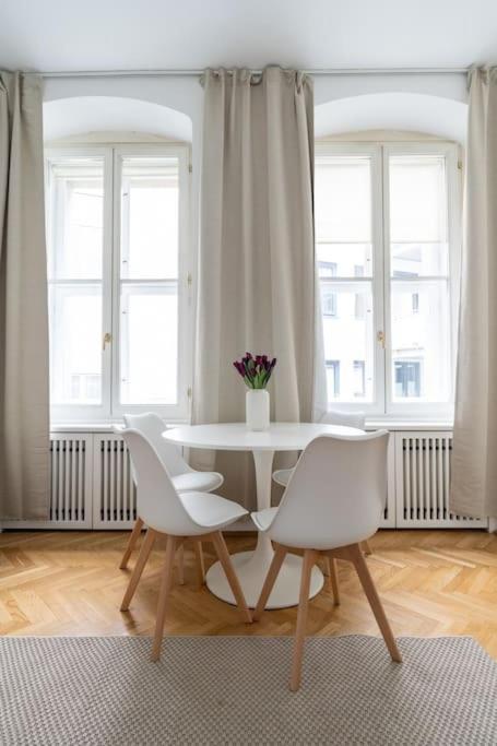 Historic Heart Apartment Vienna Exterior photo